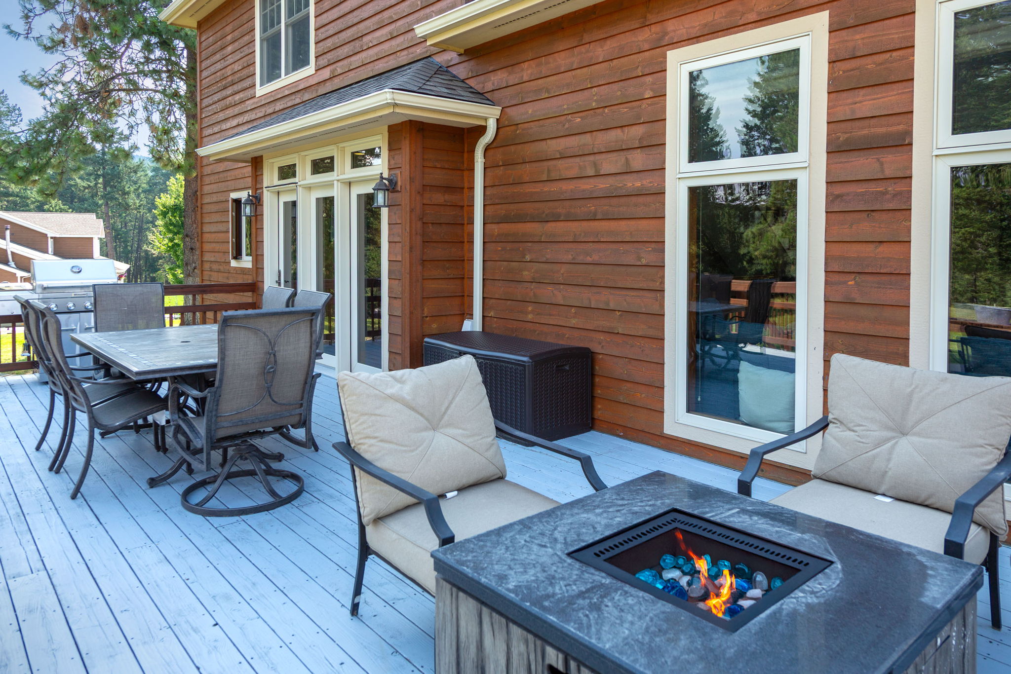 Bigfork, Montana 59911, United States, 5 Bedrooms Bedrooms, ,4 BathroomsBathrooms,Residential,Active,205278