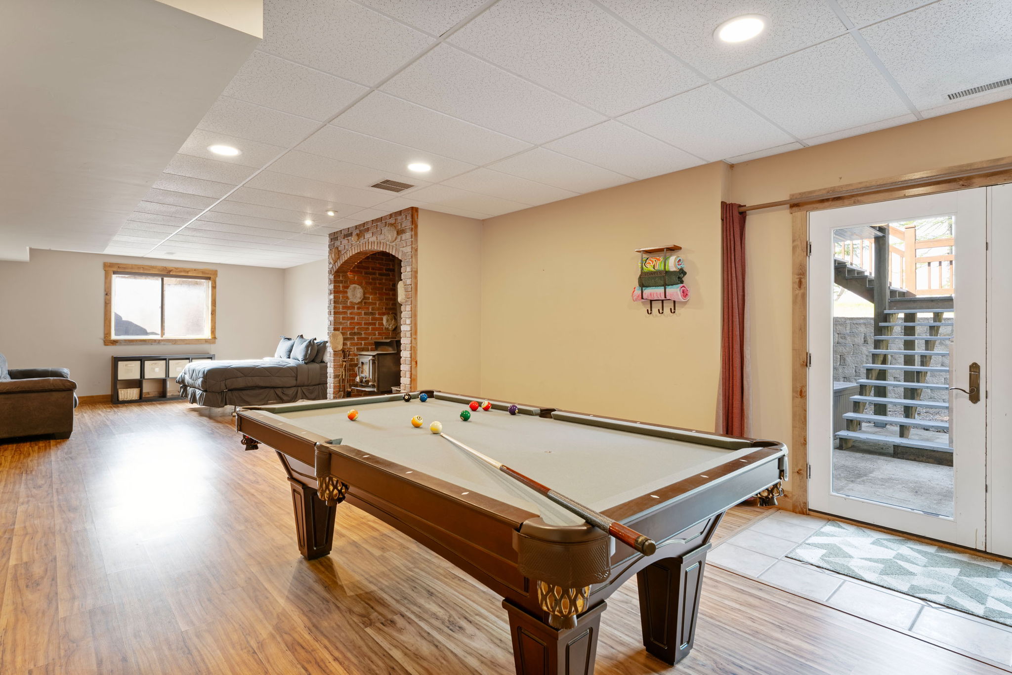 Bigfork, Montana 59911, United States, 5 Bedrooms Bedrooms, ,4 BathroomsBathrooms,Residential,Active,205278