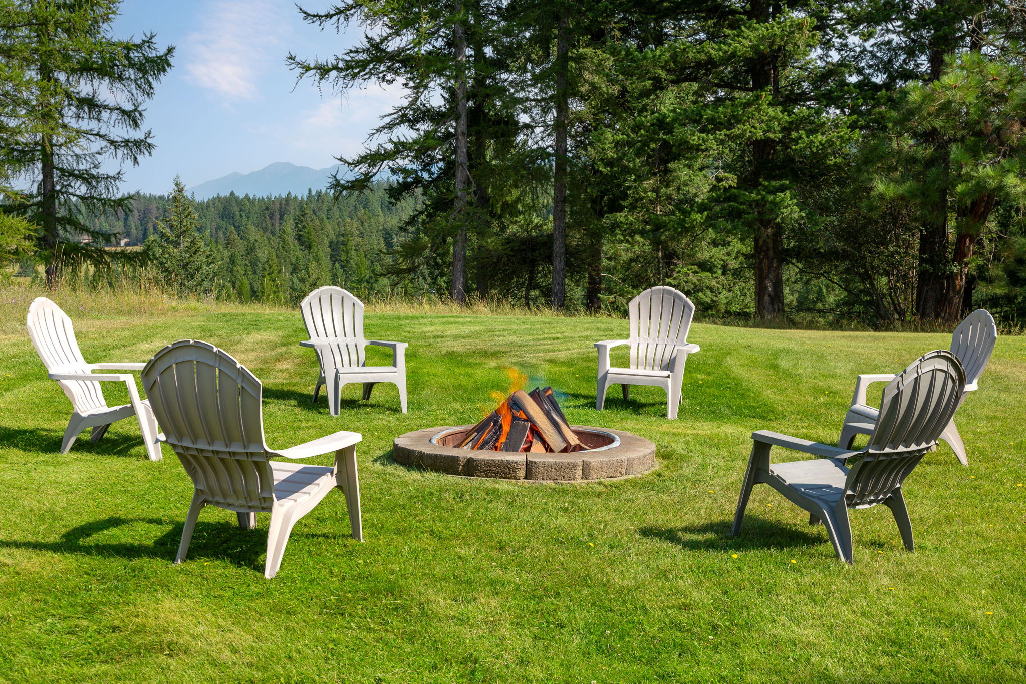 Bigfork, Montana 59911, United States, 5 Bedrooms Bedrooms, ,4 BathroomsBathrooms,Residential,Active,205278