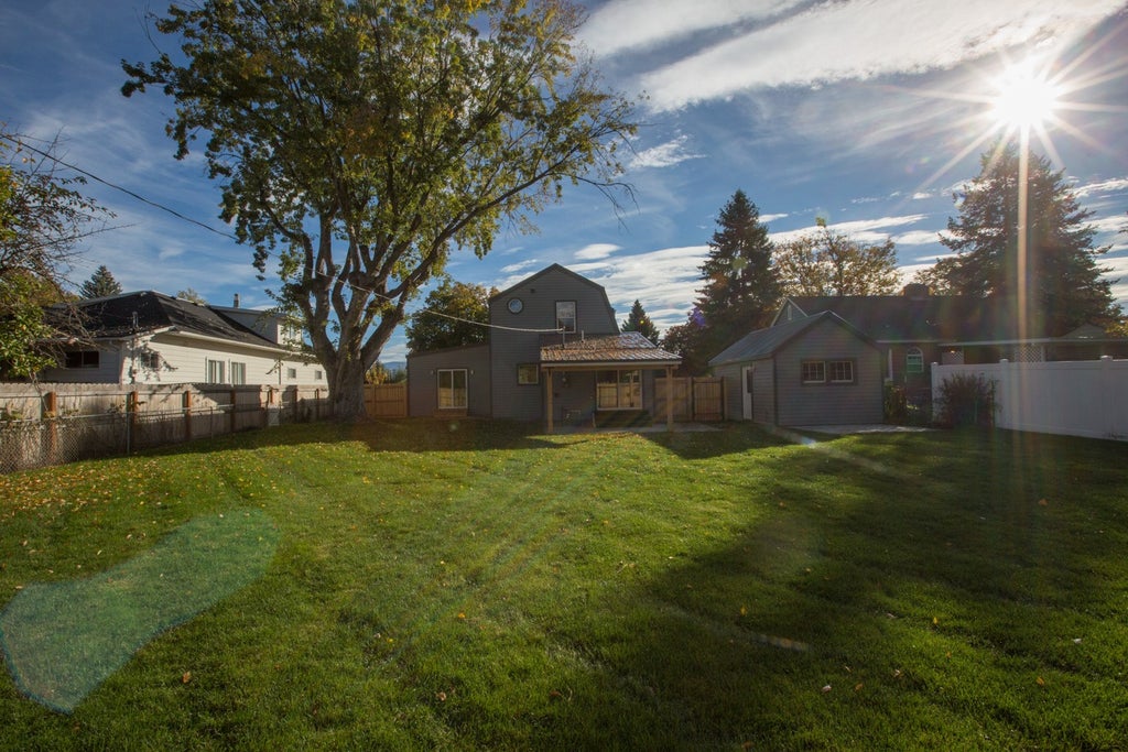 Photo of 905 S 2nd Street, Hamilton, MT 59840 (MLS # 30079060)
