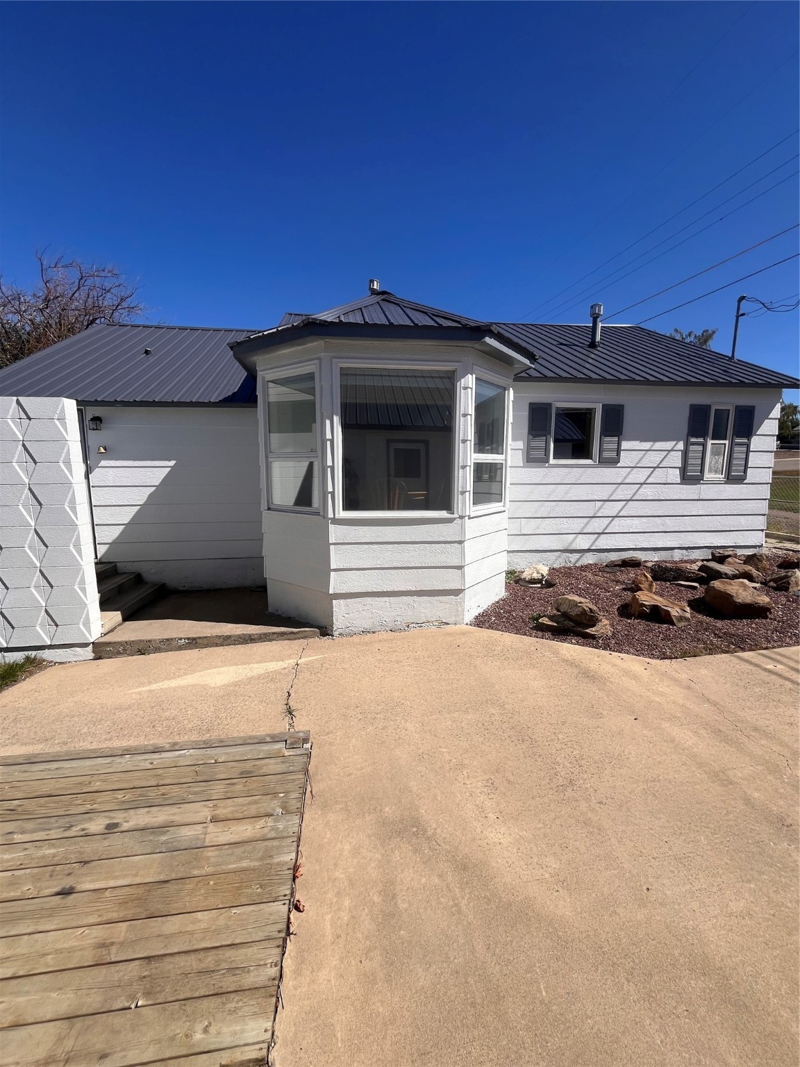 214 3rd Street SW