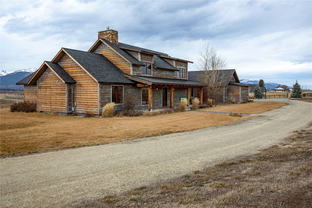 Photo of 649 Little Bailey Lane, Corvallis, MT 59828 (MLS # 30065505)