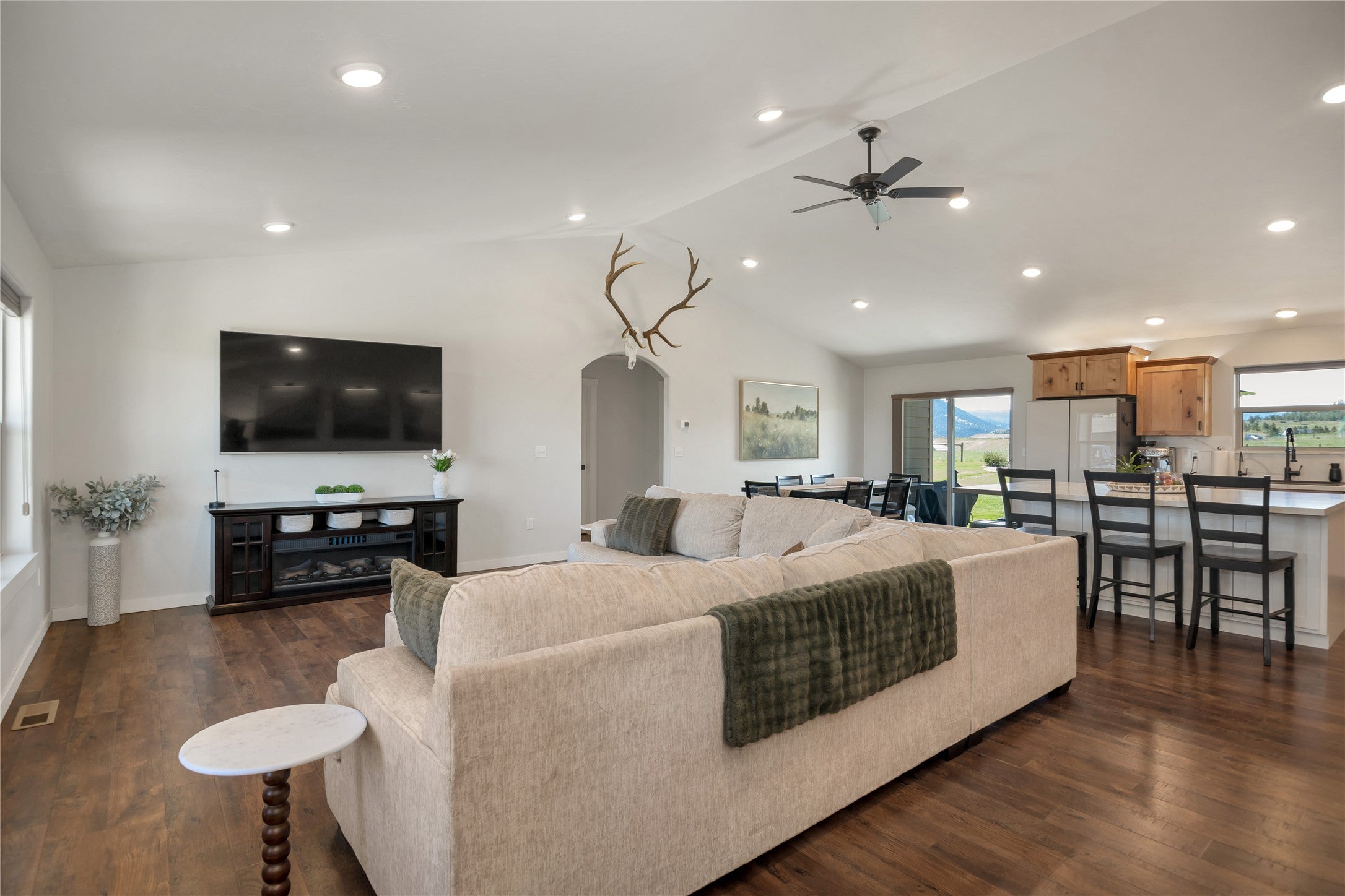 22 Country Meadow Lane