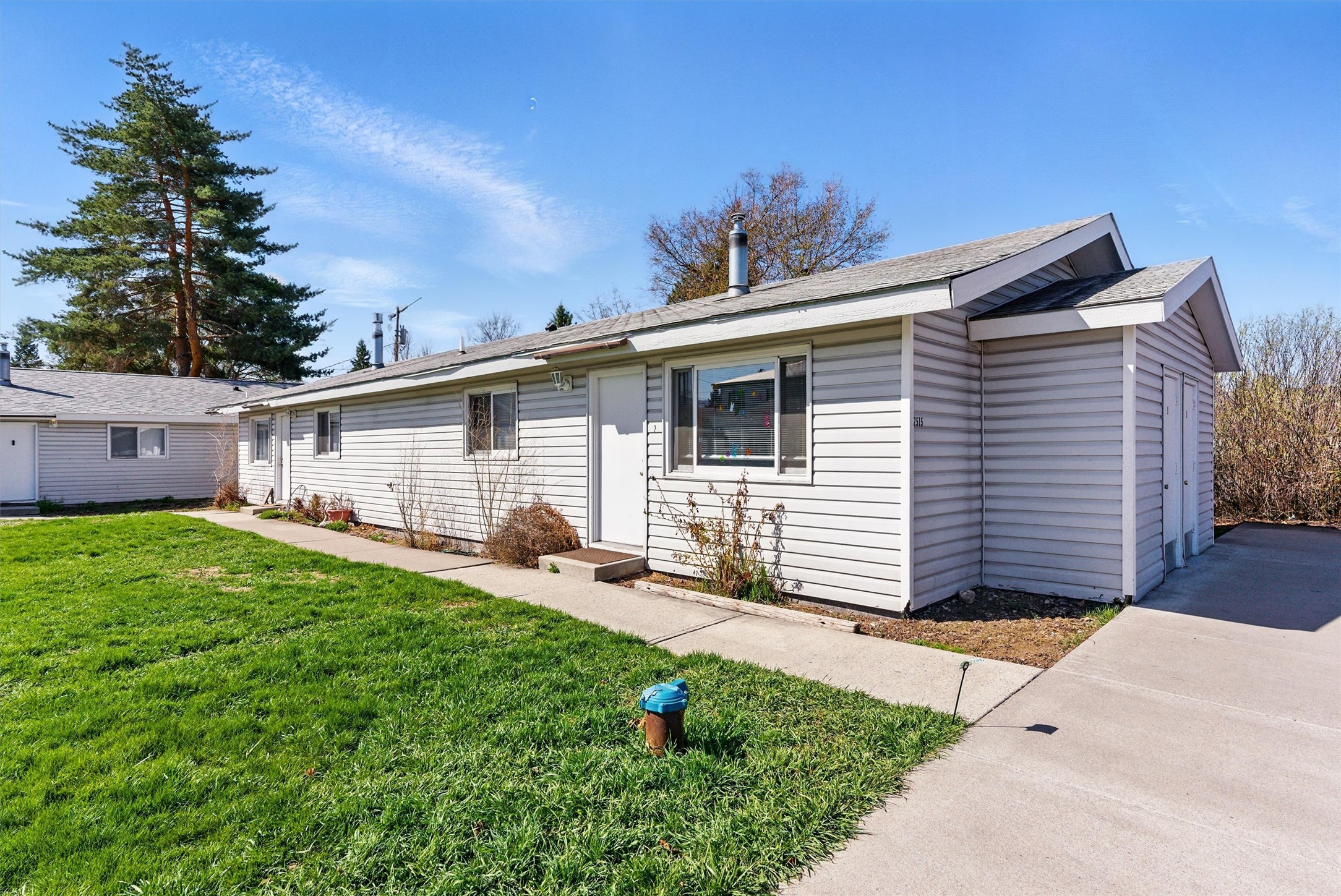 2515 and 2517 S 3rd Street W