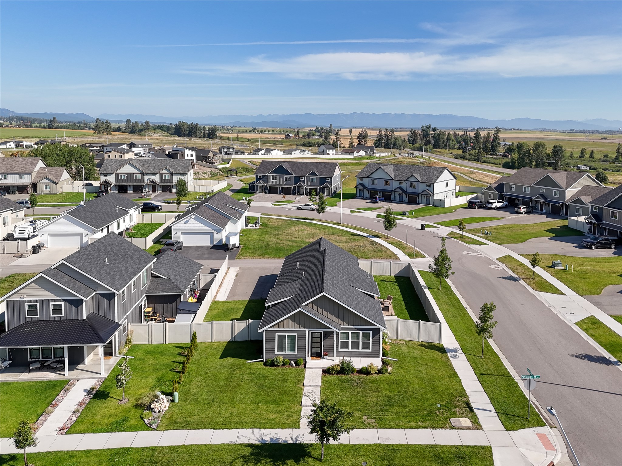 841 Mountain Vista Way