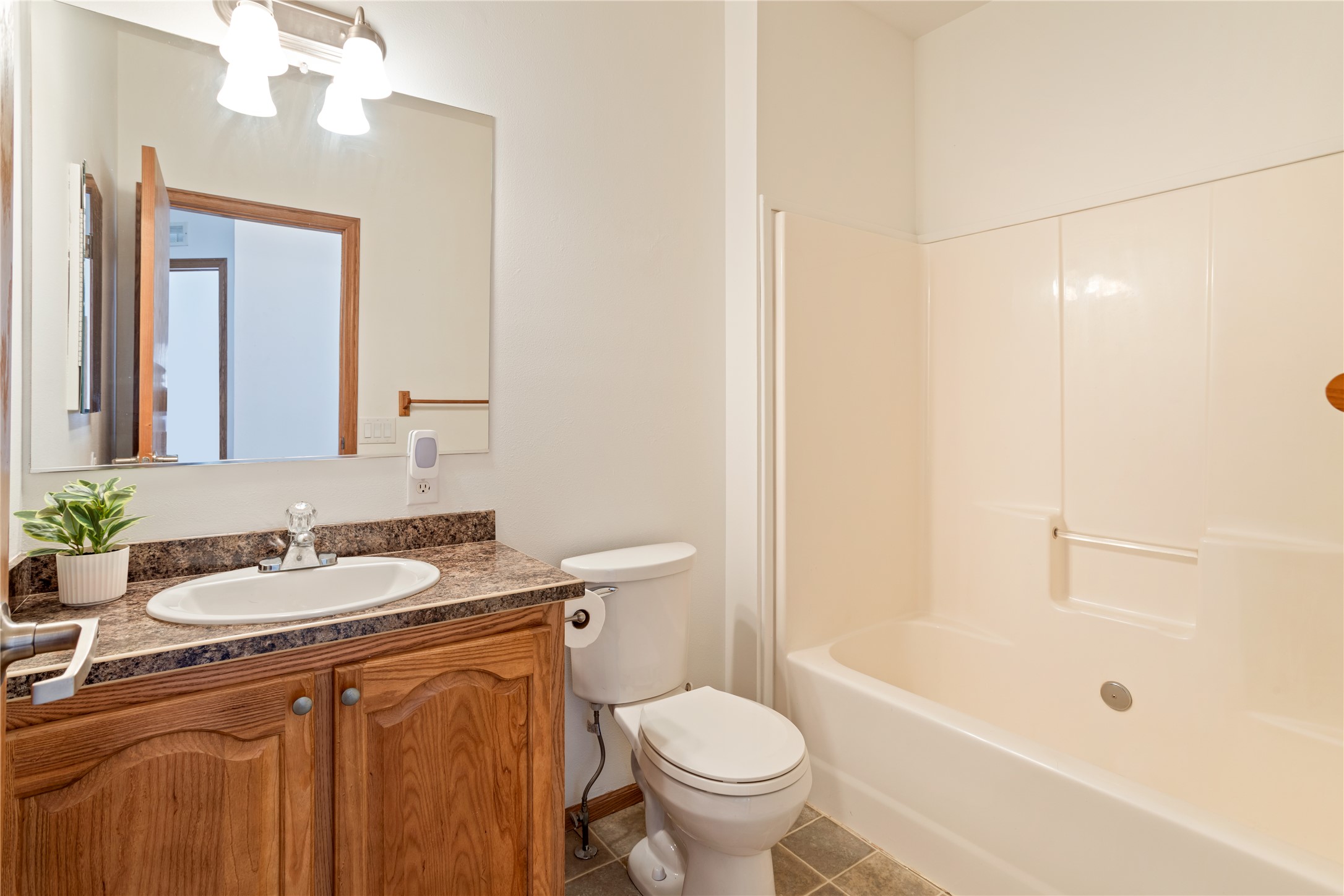 Huson, Montana 59846, United States, 3 Bedrooms Bedrooms, ,2 BathroomsBathrooms,Residential,Pending,81690