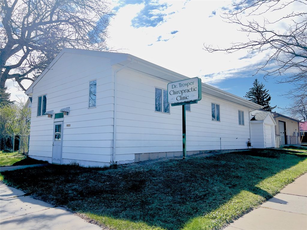 Photo of 1500 6th Avenue N, Great Falls, MT 59401 (MLS # 30069788)