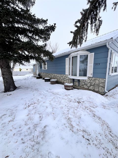 Photo of 313 4th Avenue NW, Kevin, MT 59454 (MLS # 30061833)