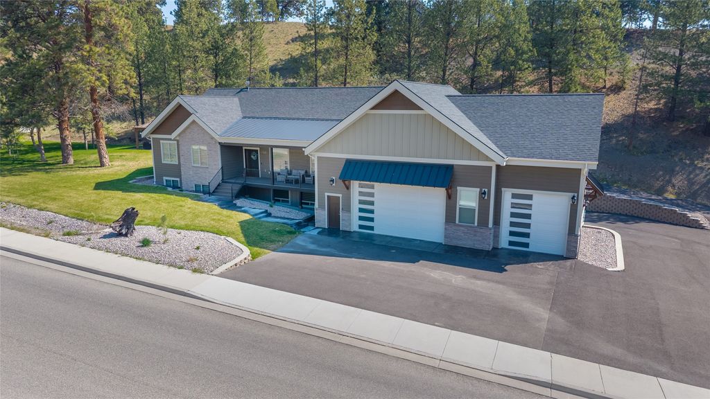 Photo of 11021 Coulter Pine Street, Lolo, MT 59847 (MLS # 30044543)