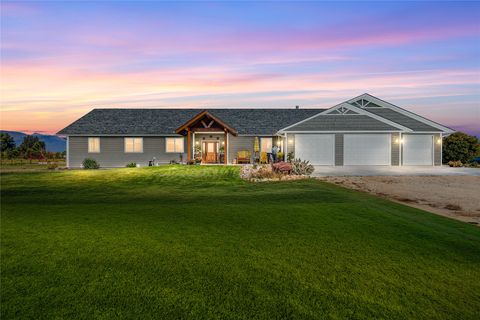 Photo of 400 Cochell Way, Corvallis, MT 59828 (MLS # 30066893)