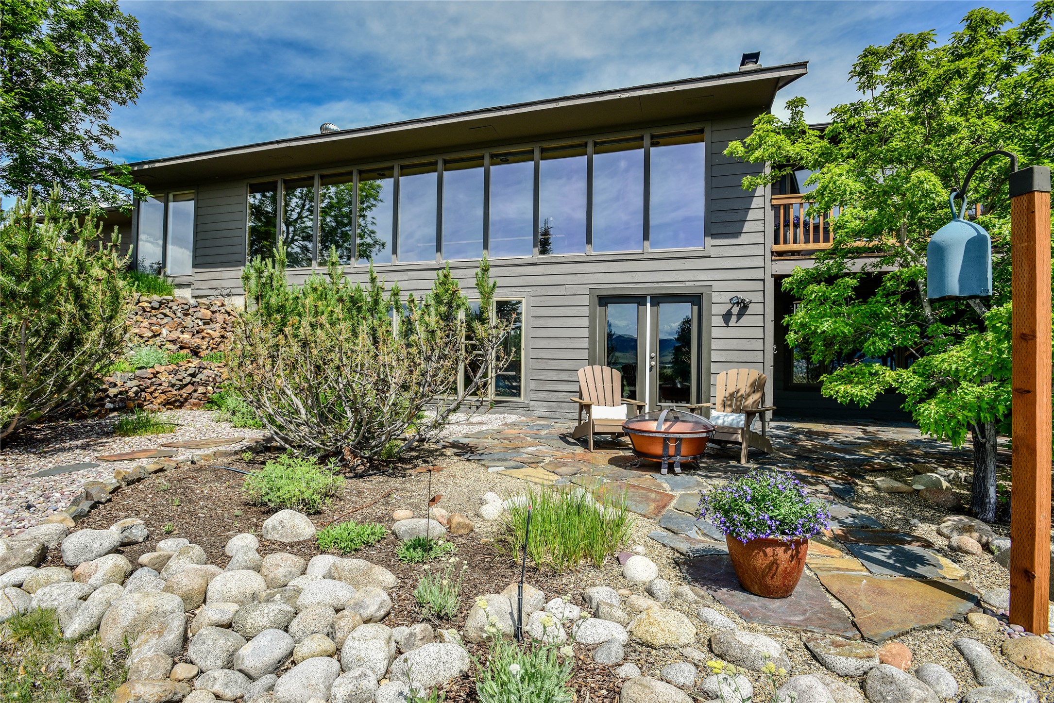 1087 Sunny Vista Road