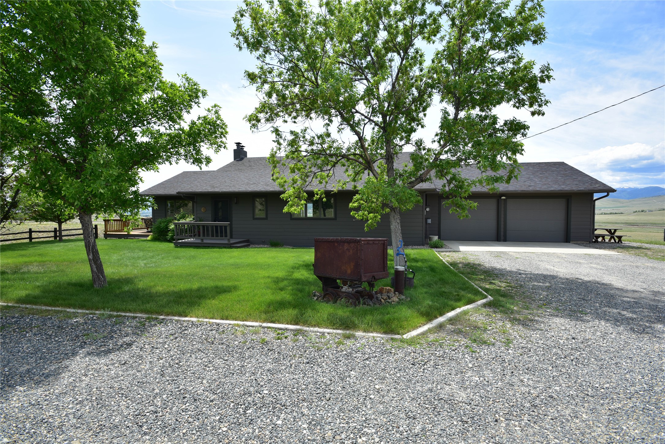 1087 Sunny Vista Road