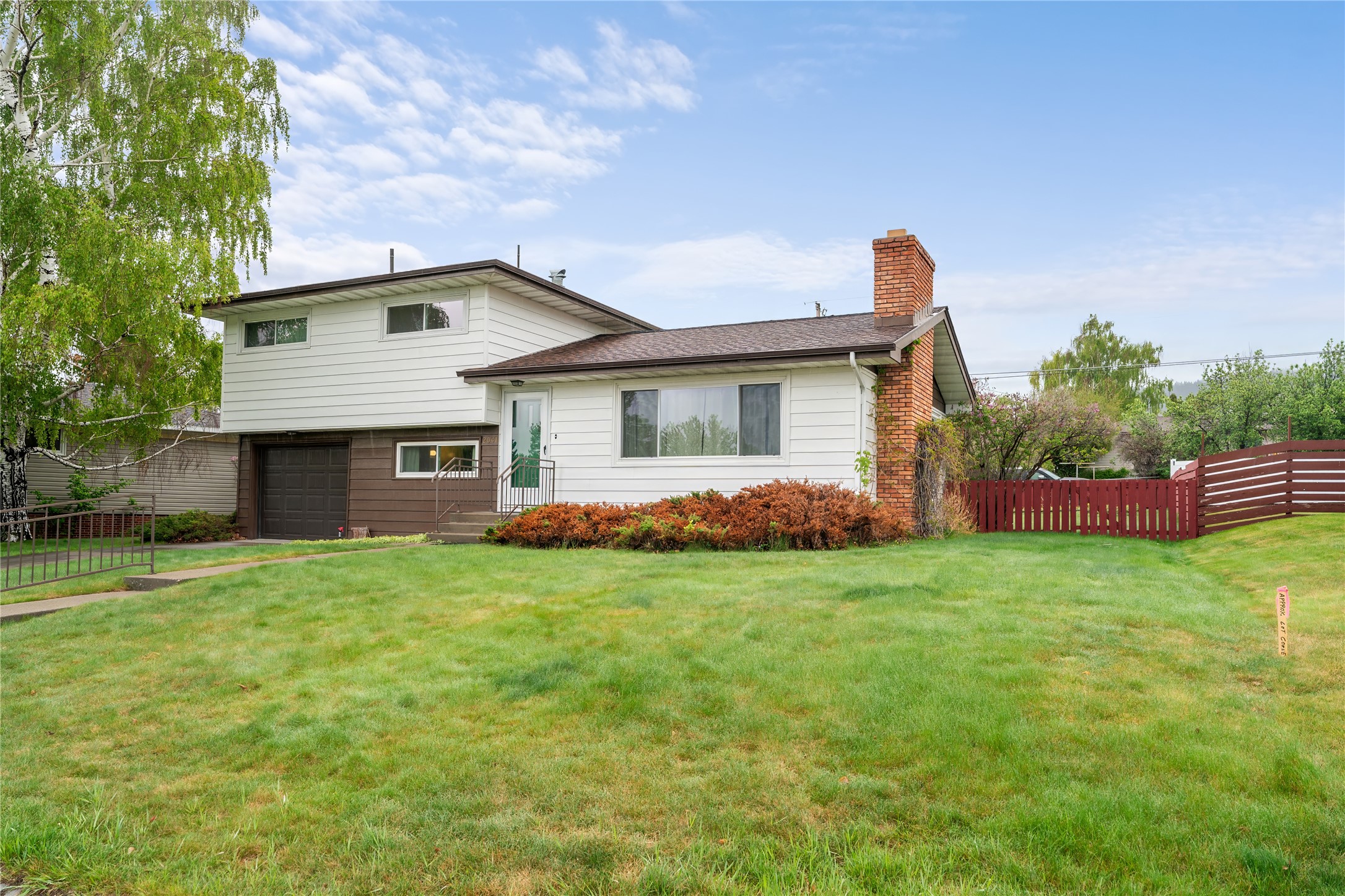 Helena, Montana 59601, United States, 3 Bedrooms Bedrooms, ,2 BathroomsBathrooms,Residential,Pending,132233