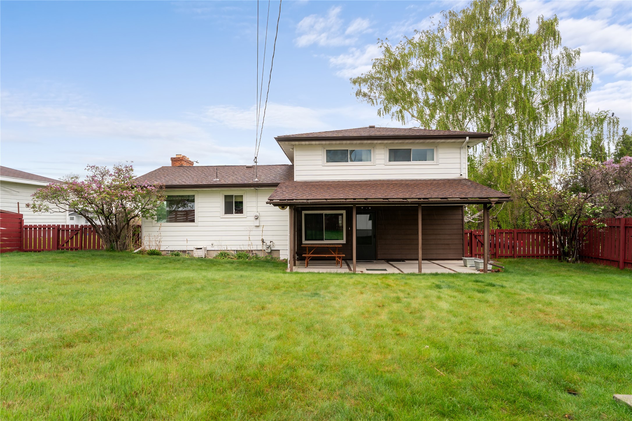 Helena, Montana 59601, United States, 3 Bedrooms Bedrooms, ,2 BathroomsBathrooms,Residential,Pending,132233