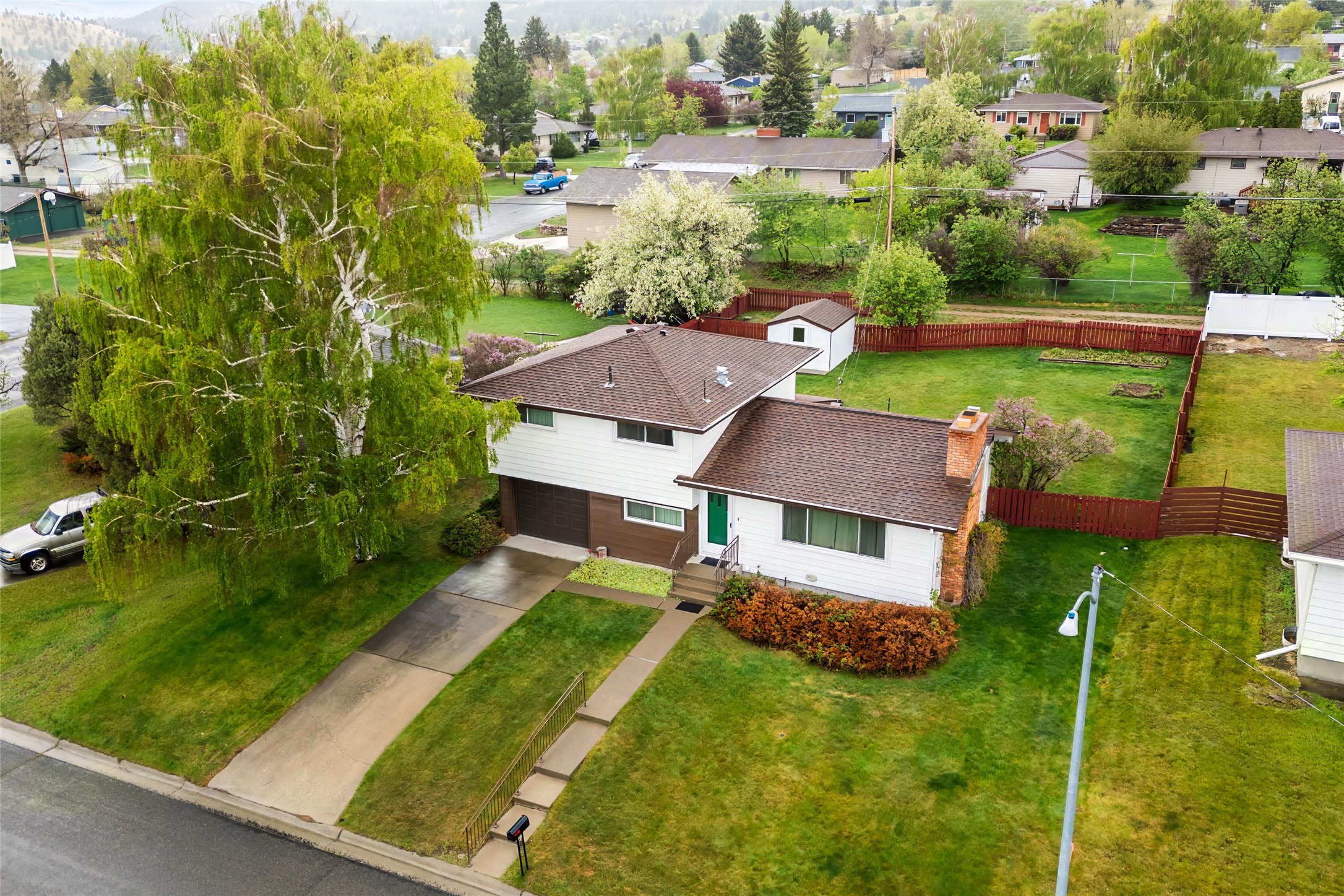 Helena, Montana 59601, United States, 3 Bedrooms Bedrooms, ,2 BathroomsBathrooms,Residential,Pending,132233