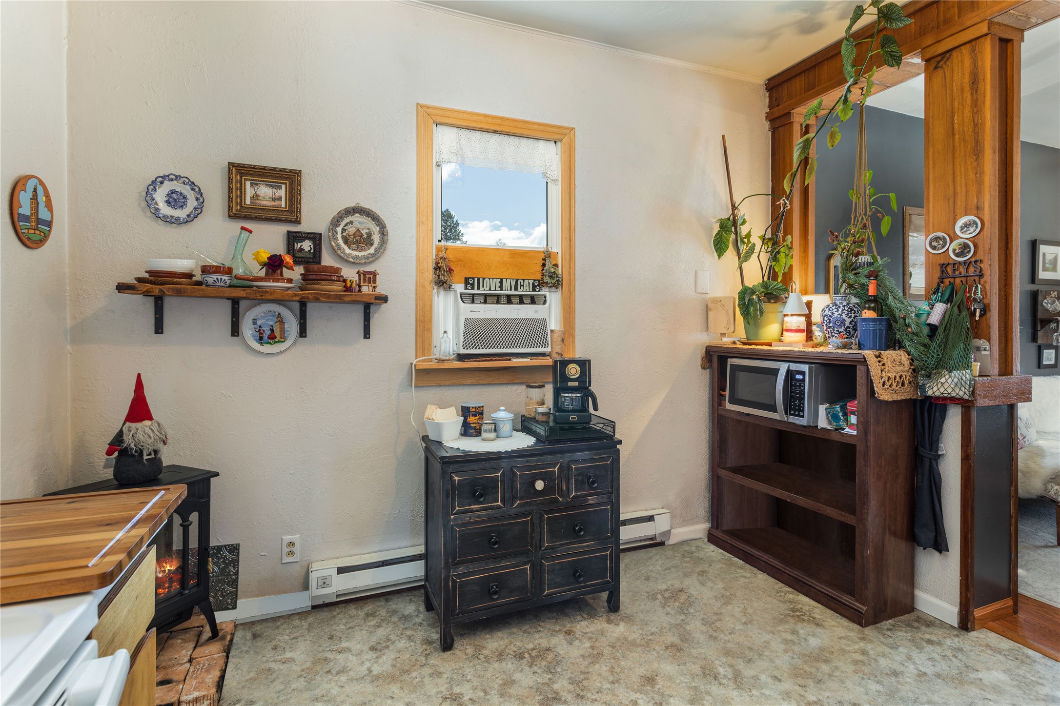 Arlee, Montana 59821, United States, 2 Bedrooms Bedrooms, ,1 BathroomBathrooms,Residential,Pending,106654