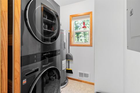 Tiny photo for 400 Buffalo Trail, Somers, MT 59932 (MLS # 30071532)
