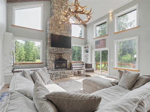 Tiny photo for 28012 Meadow Creek Road, Bigfork, MT 59911 (MLS # 30076112)