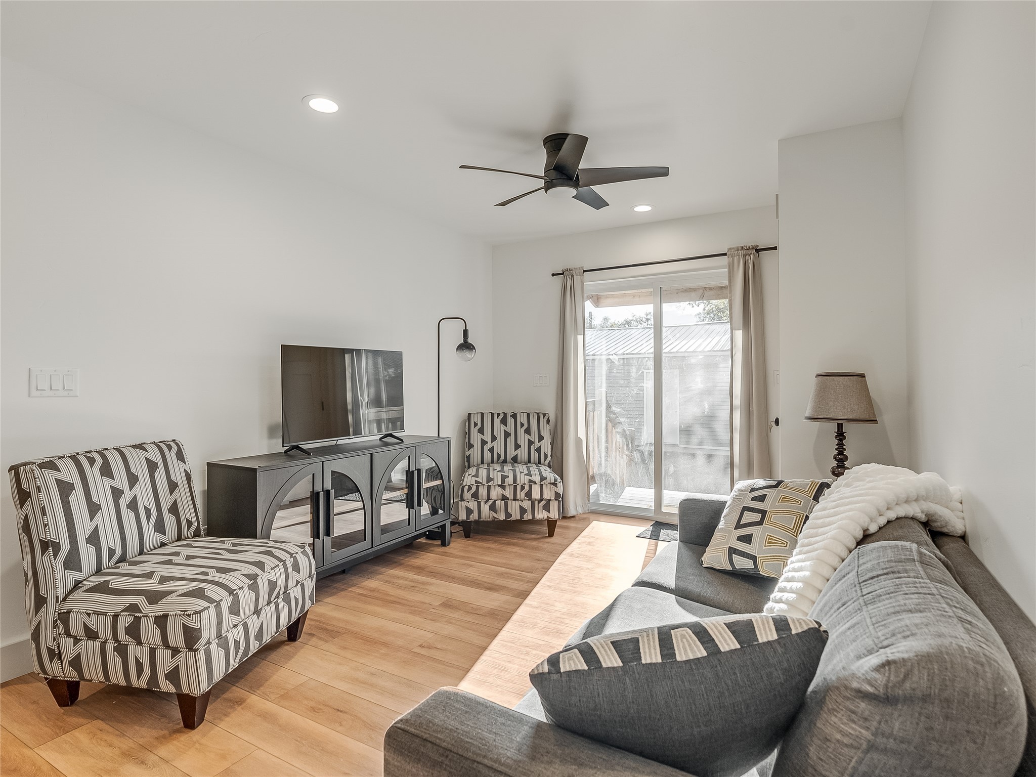 209 12th Street W