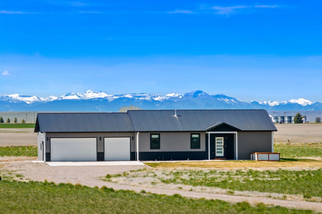 Photo of 46 Country Squires Lane, Fairfield, MT 59436 (MLS # 30078219)