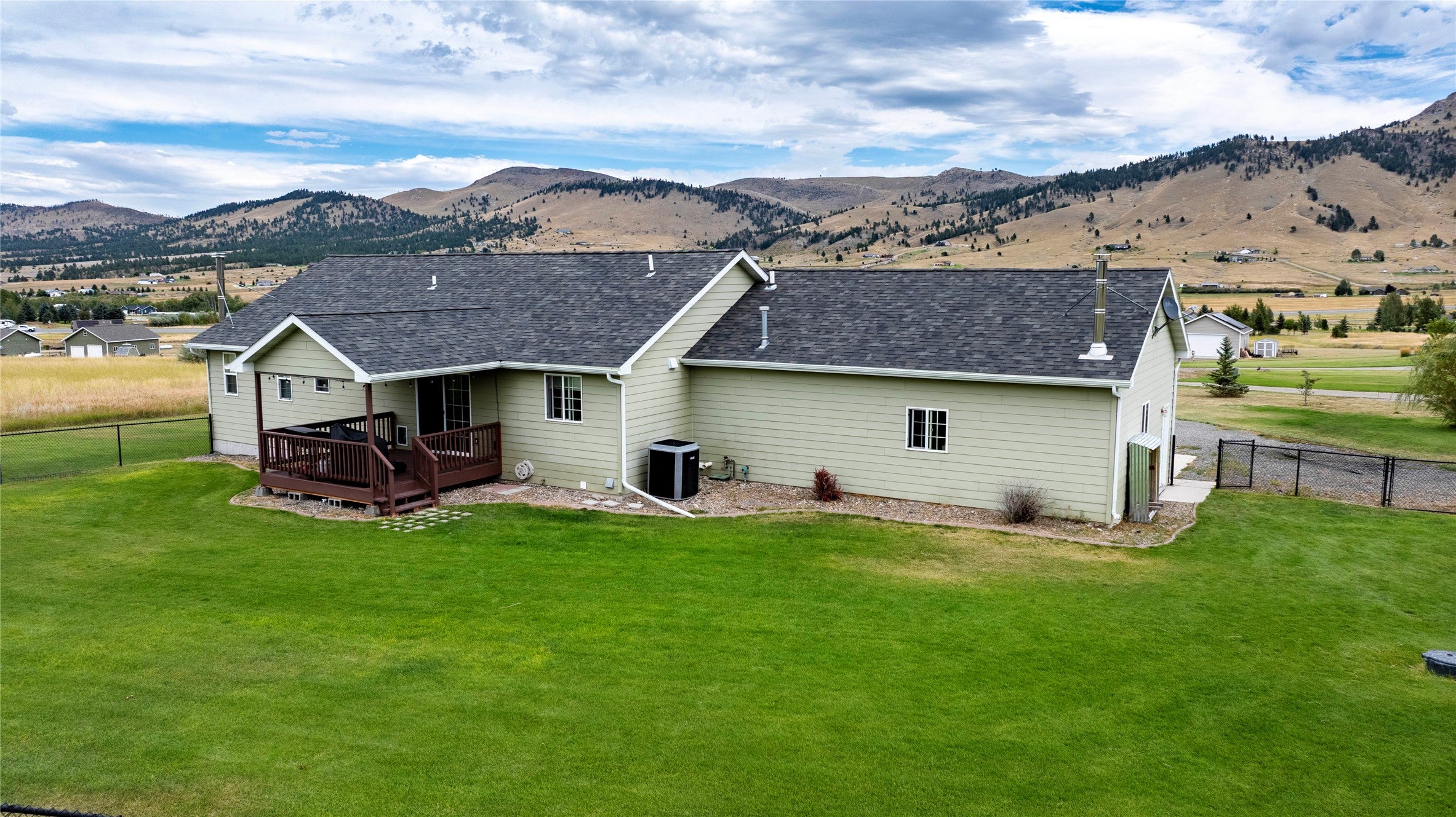 14 Cedar Waxwing Court
