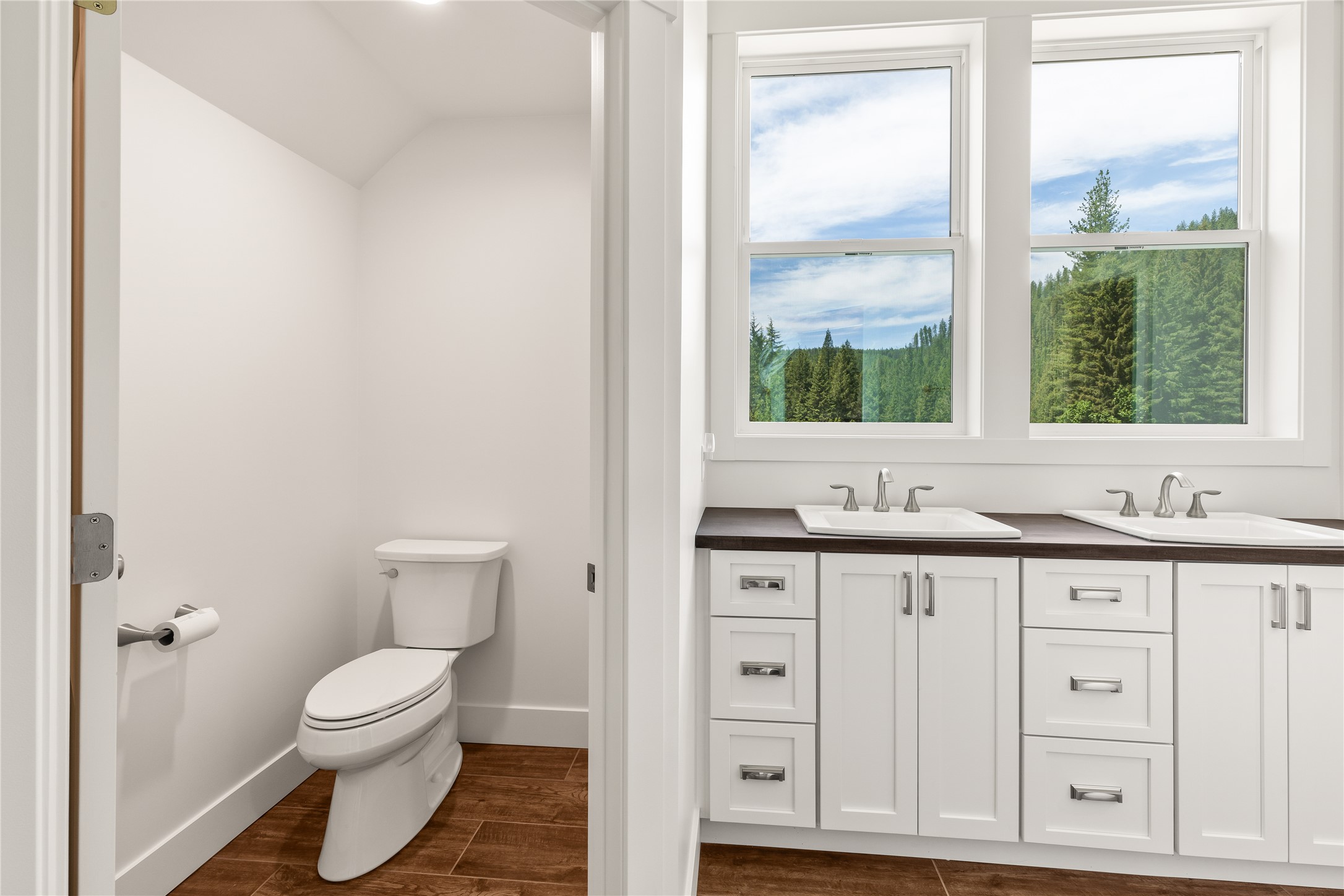 Heron, Montana 59844, United States, 3 Bedrooms Bedrooms, ,3 BathroomsBathrooms,Residential,Active,147355