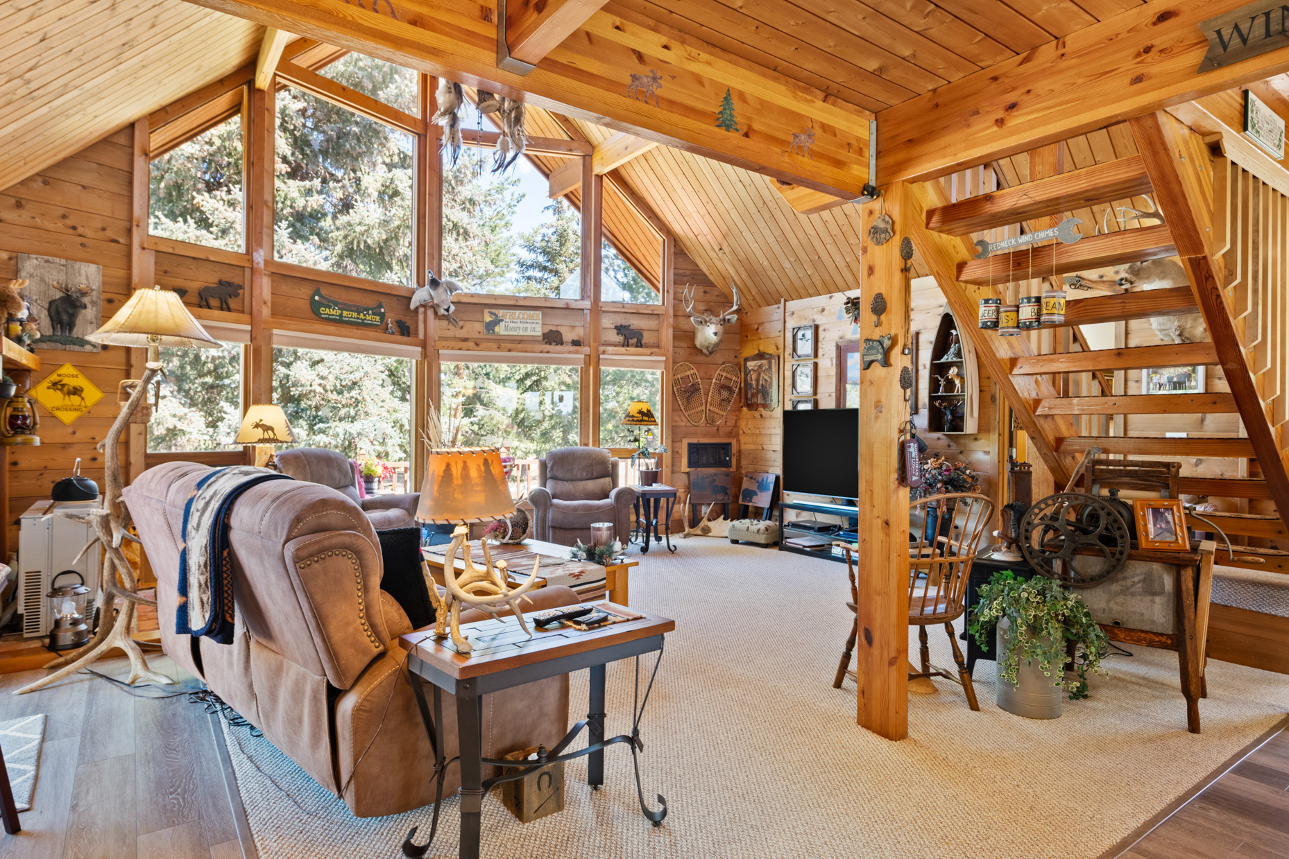 2307 Robin Lane