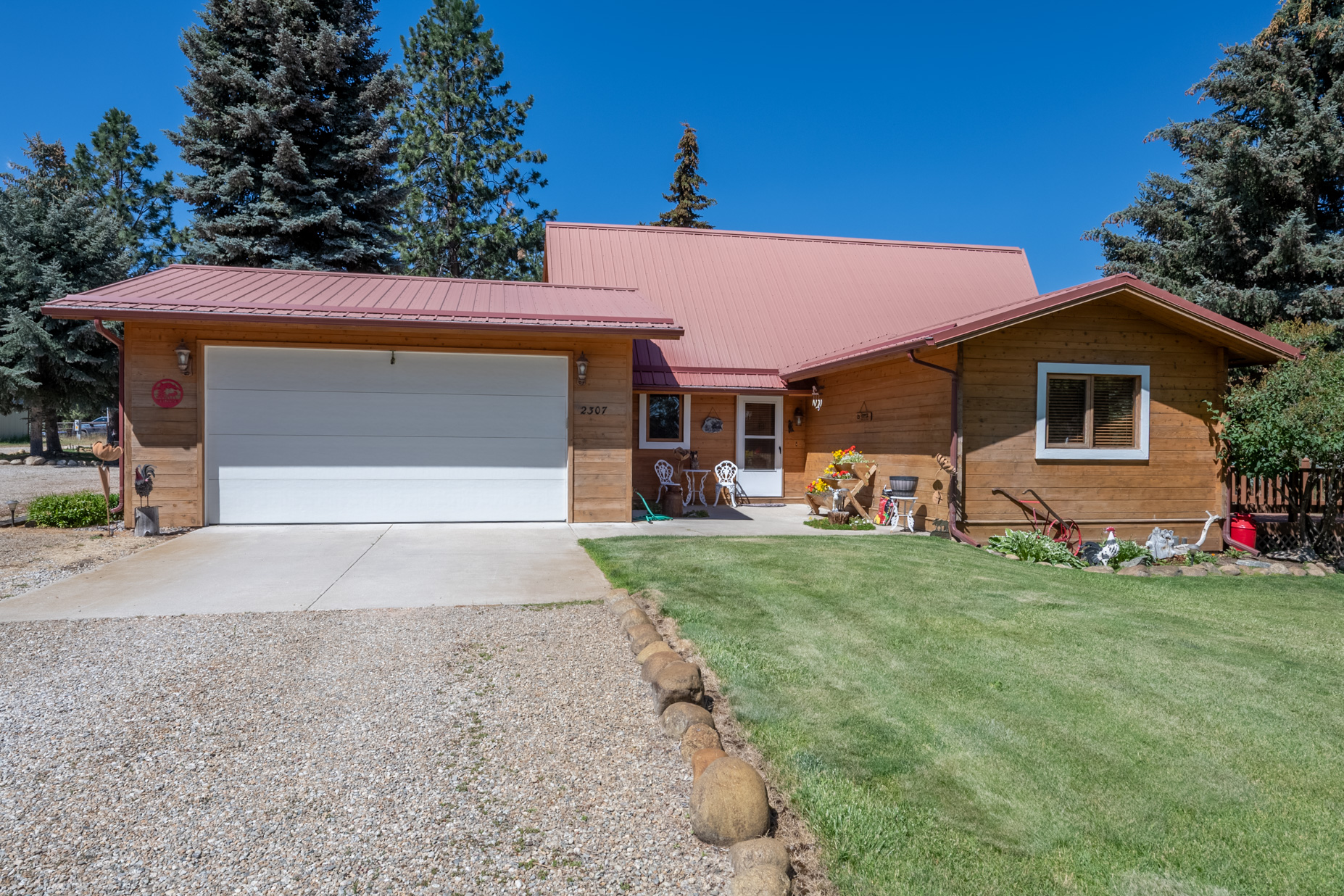 2307 Robin Lane