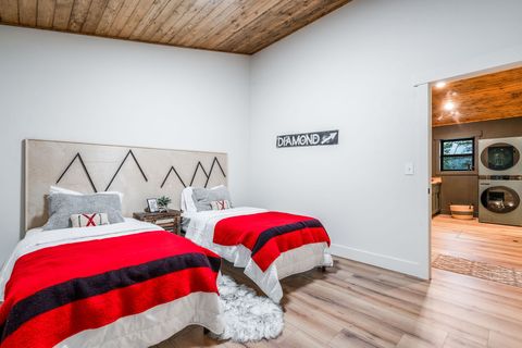 Tiny photo for 3219 Bear Creek Road, Bonner, MT 59823 (MLS # 30069395)