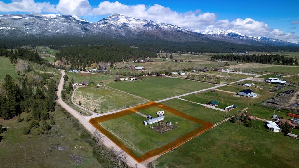Photo of 1872 S Camas Lane, Hamilton, MT 59840 (MLS # 30069847)