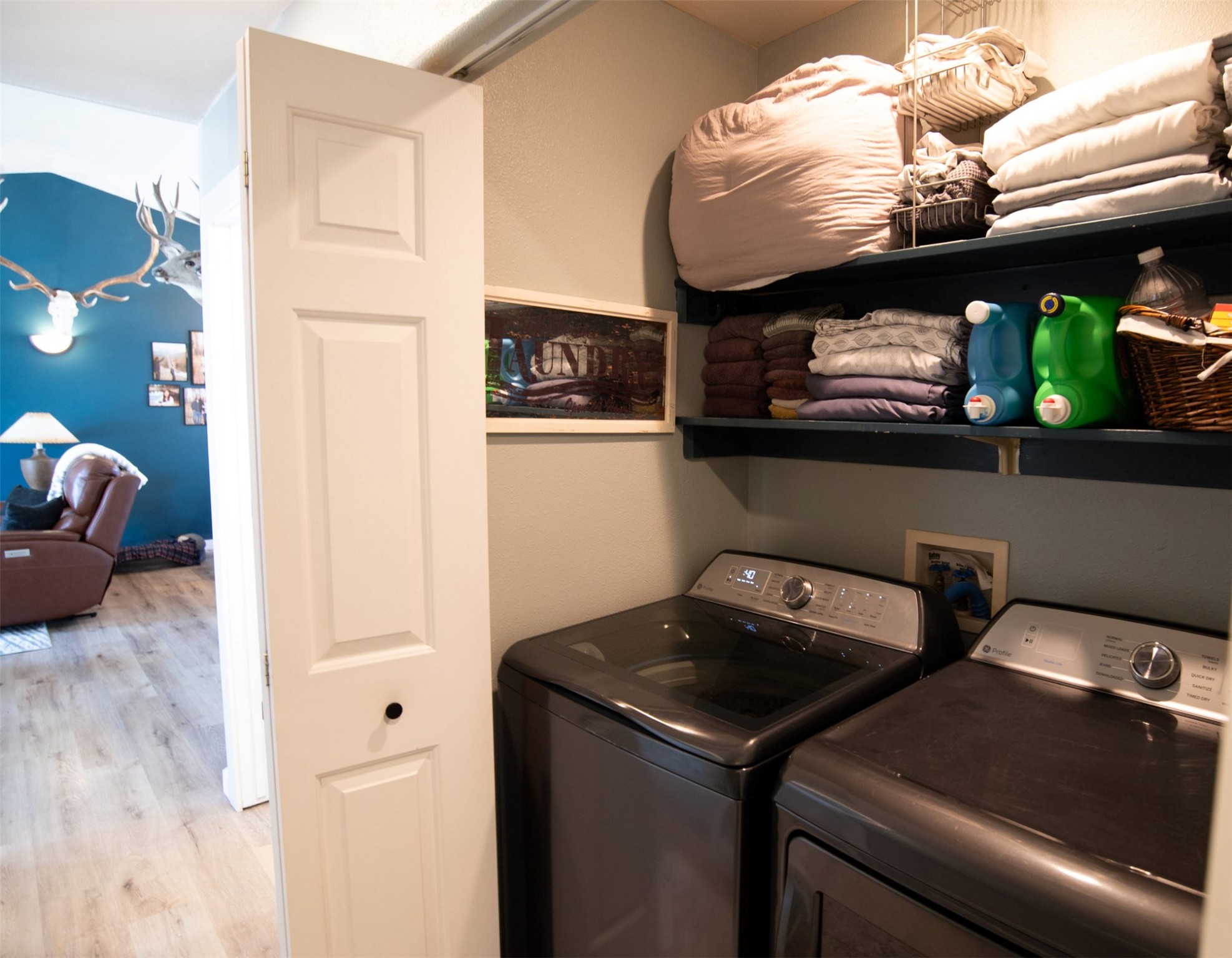 Hamilton, Montana 59840, United States, 3 Bedrooms Bedrooms, ,2 BathroomsBathrooms,Residential,Active,161811