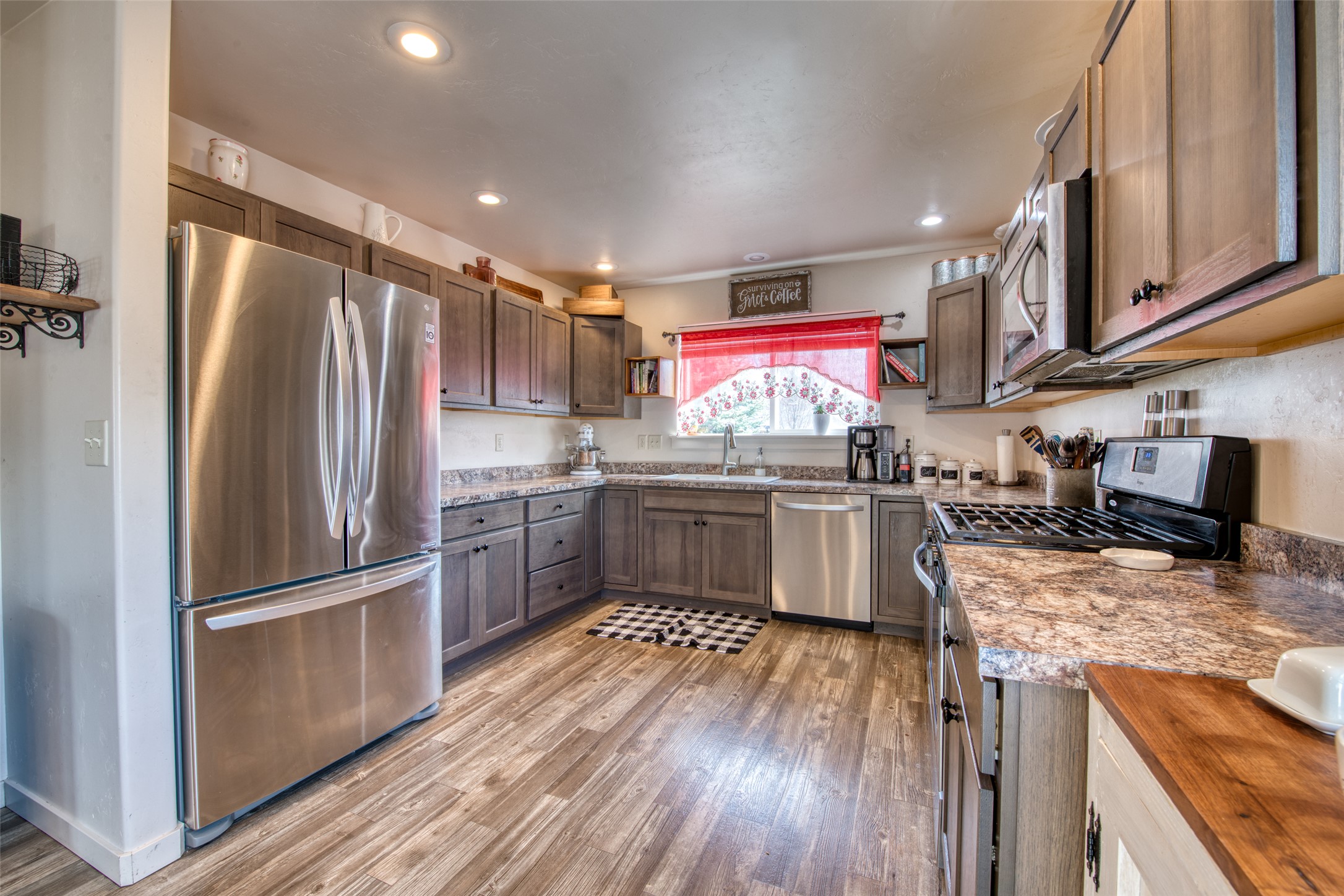 Corvallis, Montana 59828, United States, 3 Bedrooms Bedrooms, ,2 BathroomsBathrooms,Residential,Pending,105662