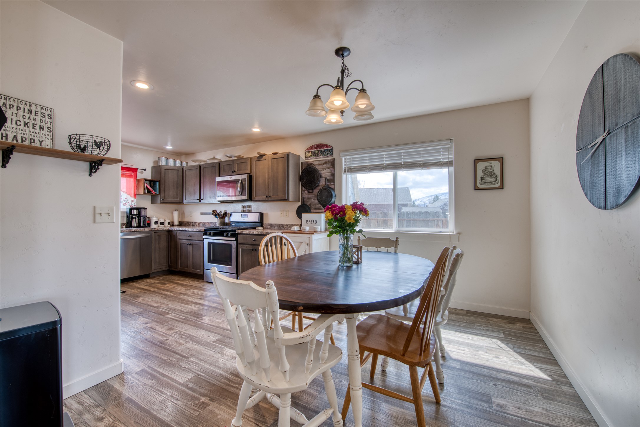 Corvallis, Montana 59828, United States, 3 Bedrooms Bedrooms, ,2 BathroomsBathrooms,Residential,Pending,105662