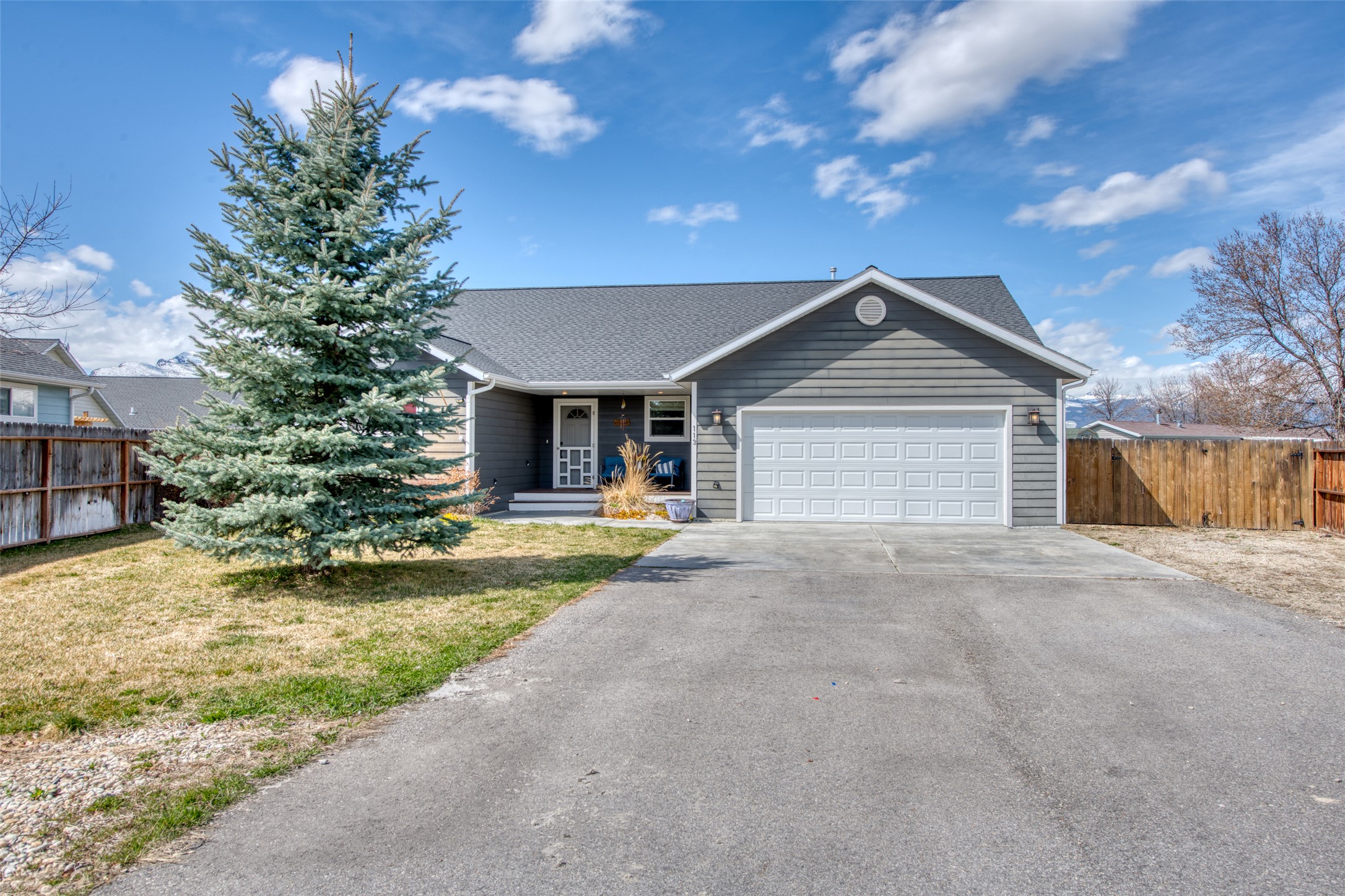 Corvallis, Montana 59828, United States, 3 Bedrooms Bedrooms, ,2 BathroomsBathrooms,Residential,Pending,105662