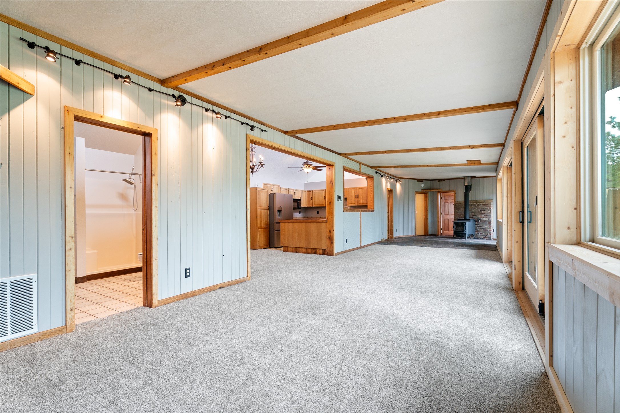 Helena, Montana 59602, United States, 4 Bedrooms Bedrooms, ,3 BathroomsBathrooms,Residential,Active,157699