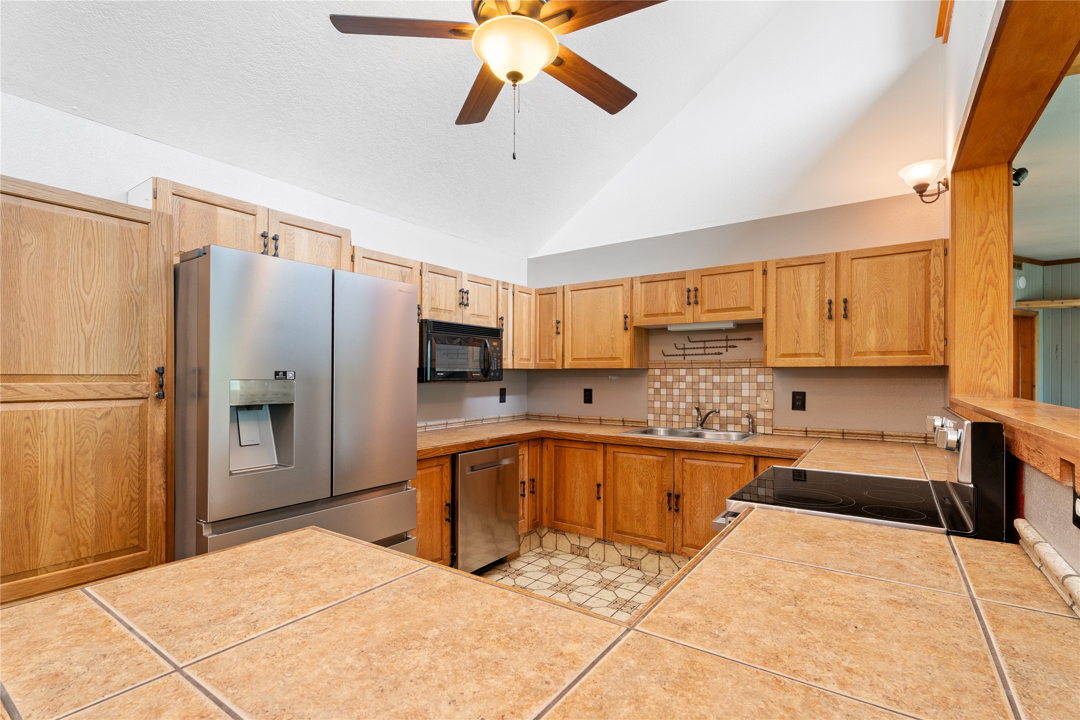 Helena, Montana 59602, United States, 4 Bedrooms Bedrooms, ,3 BathroomsBathrooms,Residential,Active,157699