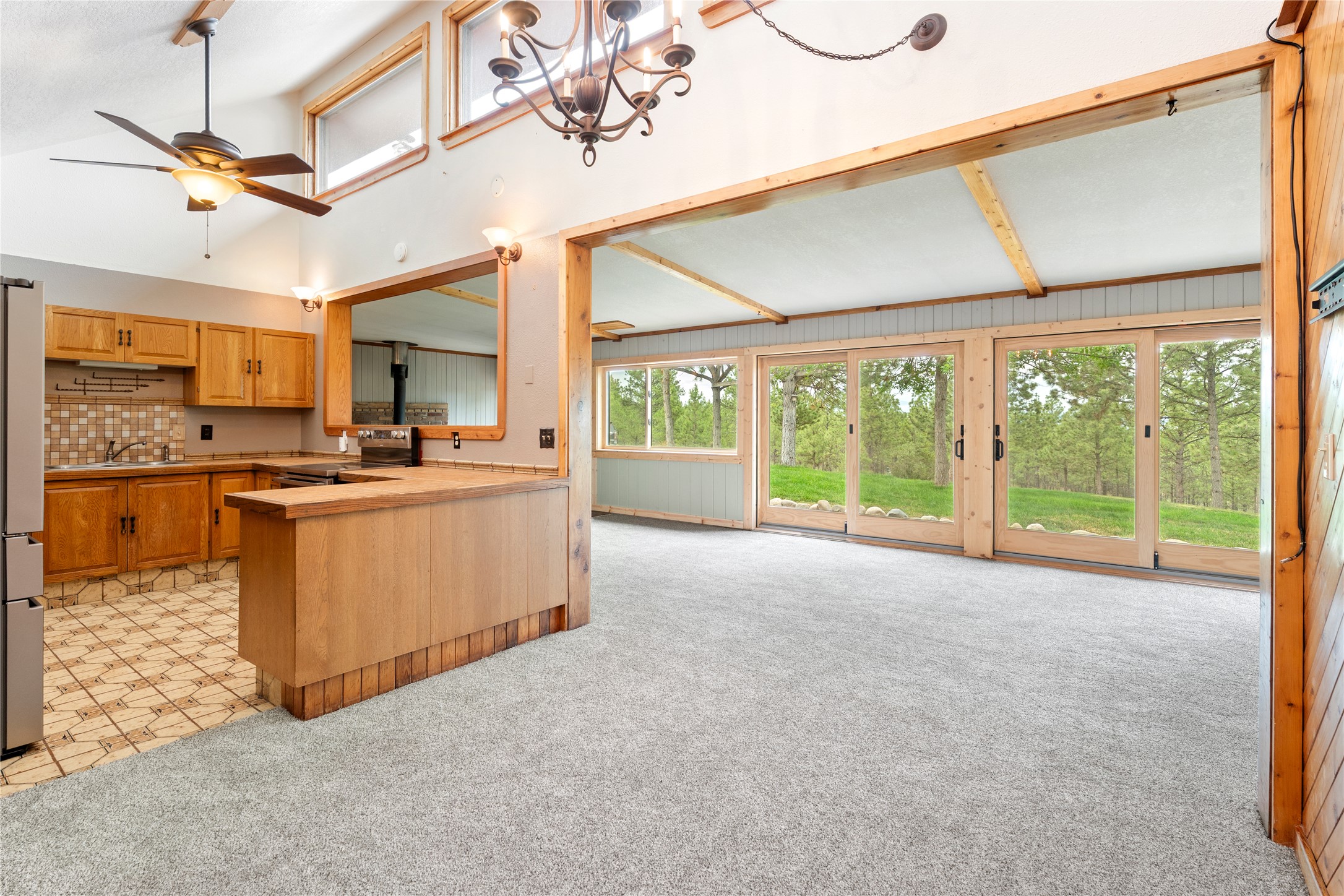 Helena, Montana 59602, United States, 4 Bedrooms Bedrooms, ,3 BathroomsBathrooms,Residential,Active,157699