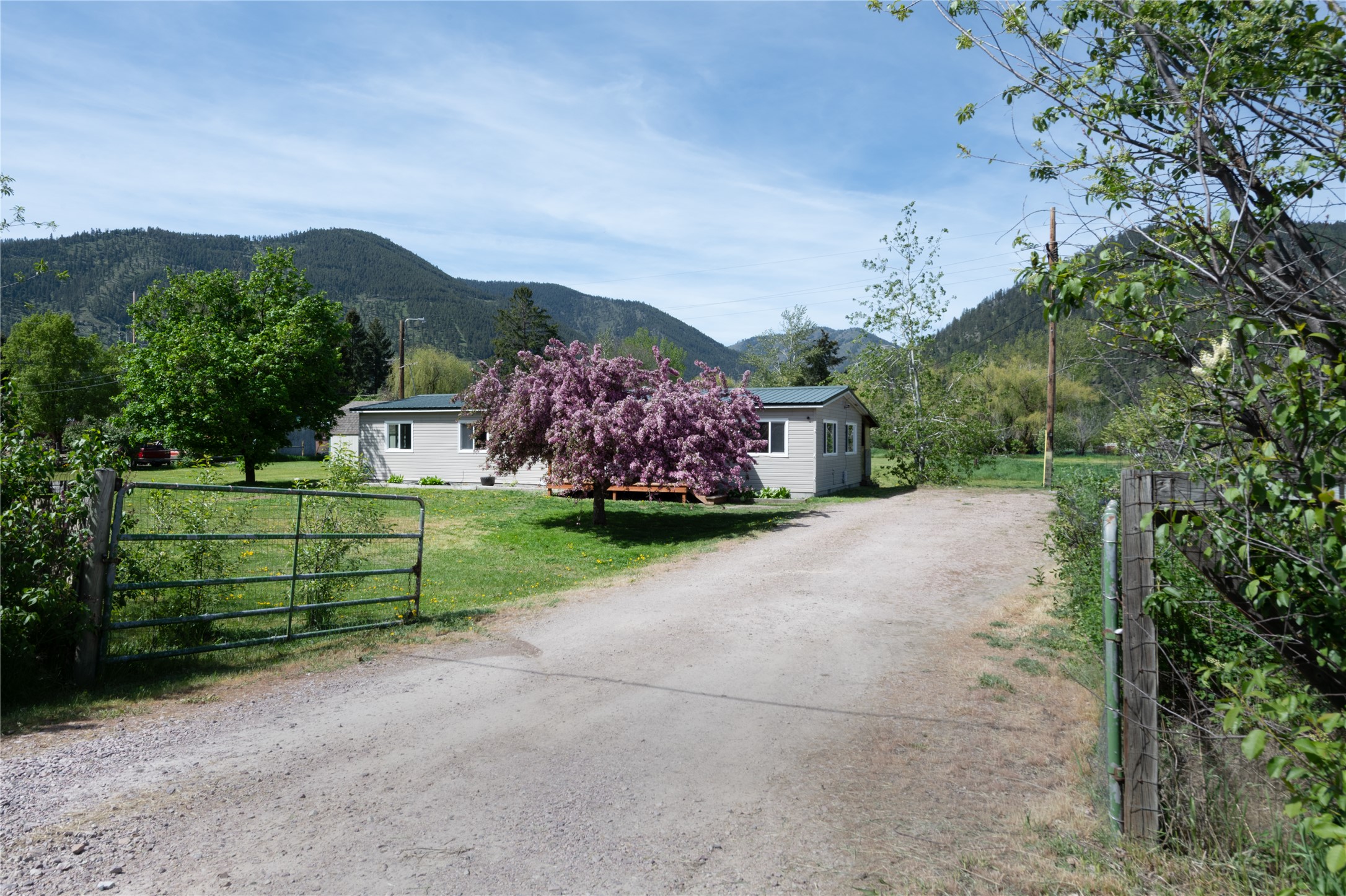 20735 E Mullan Road