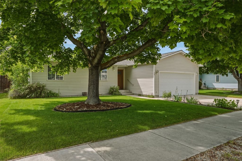 Photo of 135 Alice Avenue, Hamilton, MT 59840 (MLS # 30071893)