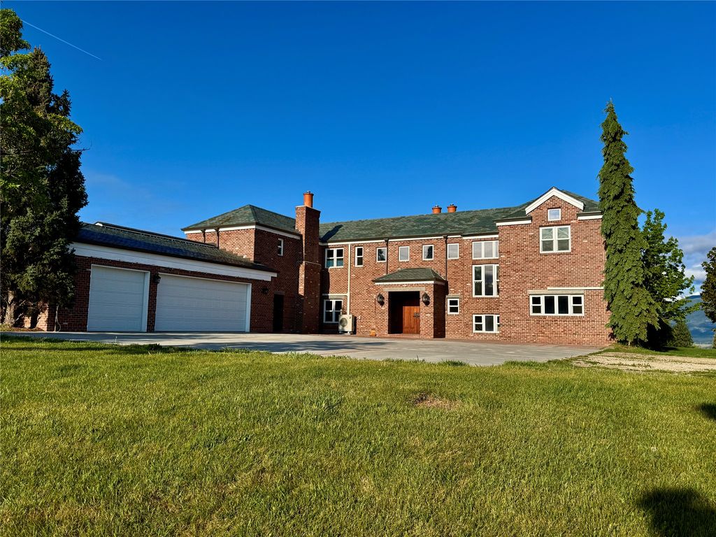 Photo of 444 Windwalker Trail, Stevensville, MT 59870 (MLS # 30066934)