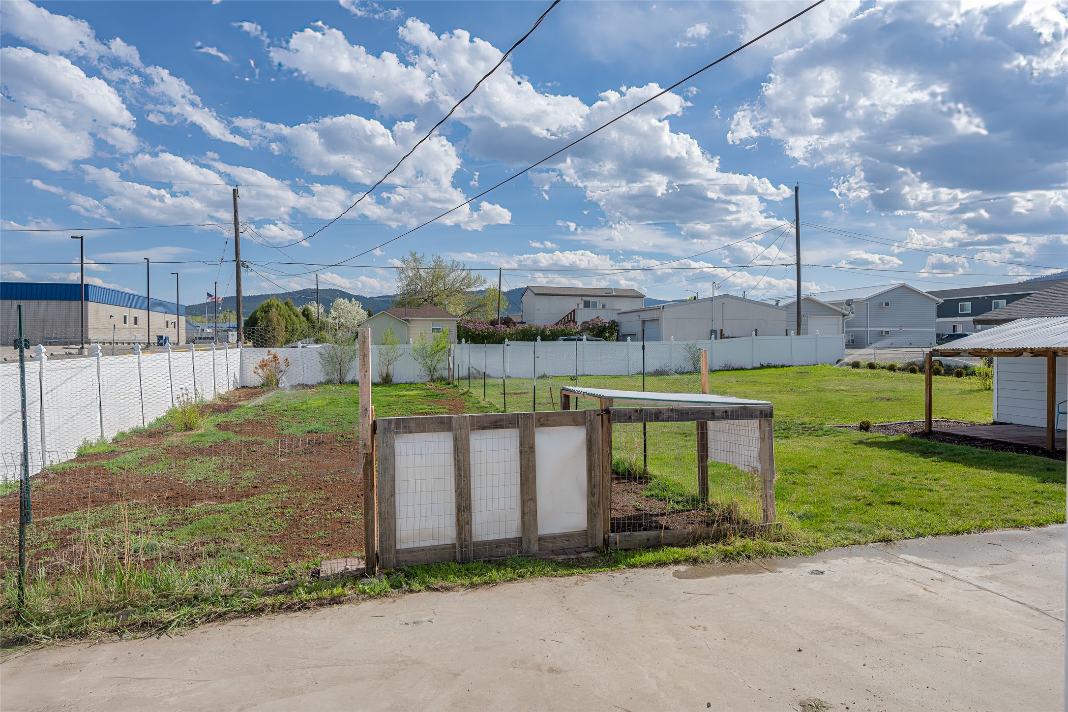 Helena, Montana 59601, United States, 5 Bedrooms Bedrooms, ,2 BathroomsBathrooms,Residential,Pending,131485