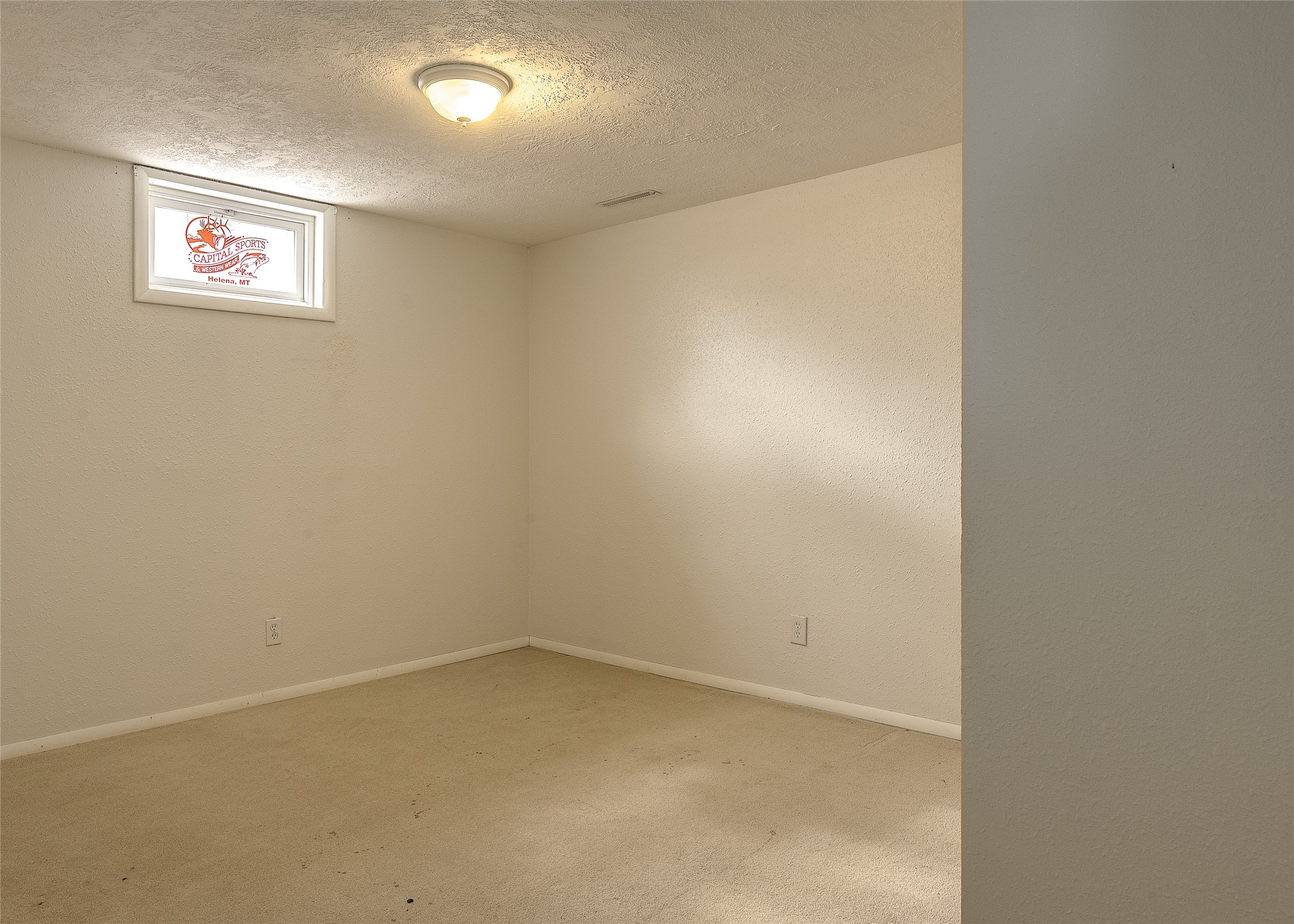 Helena, Montana 59601, United States, 5 Bedrooms Bedrooms, ,2 BathroomsBathrooms,Residential,Pending,131485