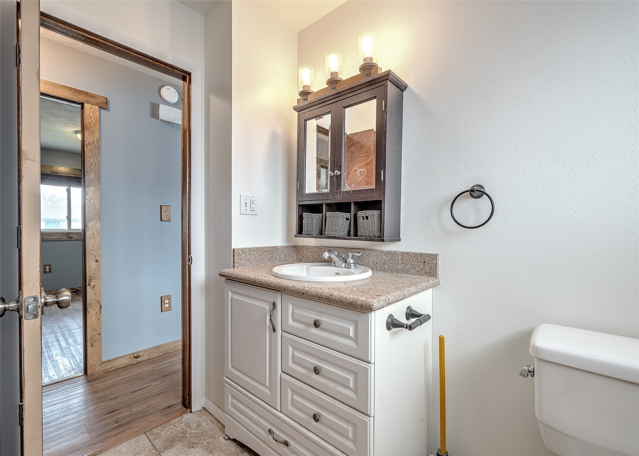 Helena, Montana 59601, United States, 5 Bedrooms Bedrooms, ,2 BathroomsBathrooms,Residential,Pending,131485