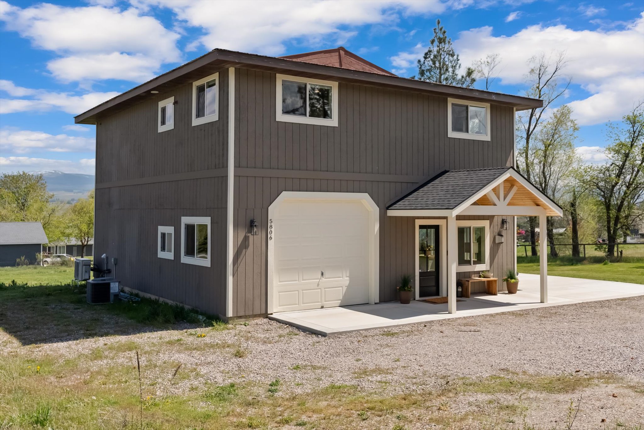 5806 Old US Hwy 93
