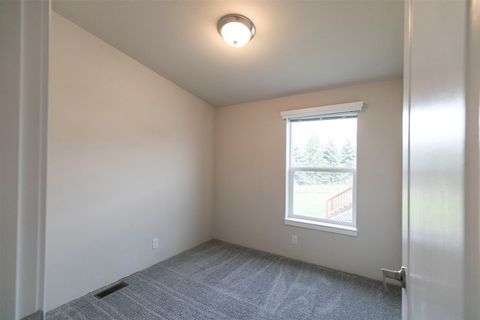 Tiny photo for 514 Hamilton Heights Road #1, Corvallis, MT 59828 (MLS # 30070085)