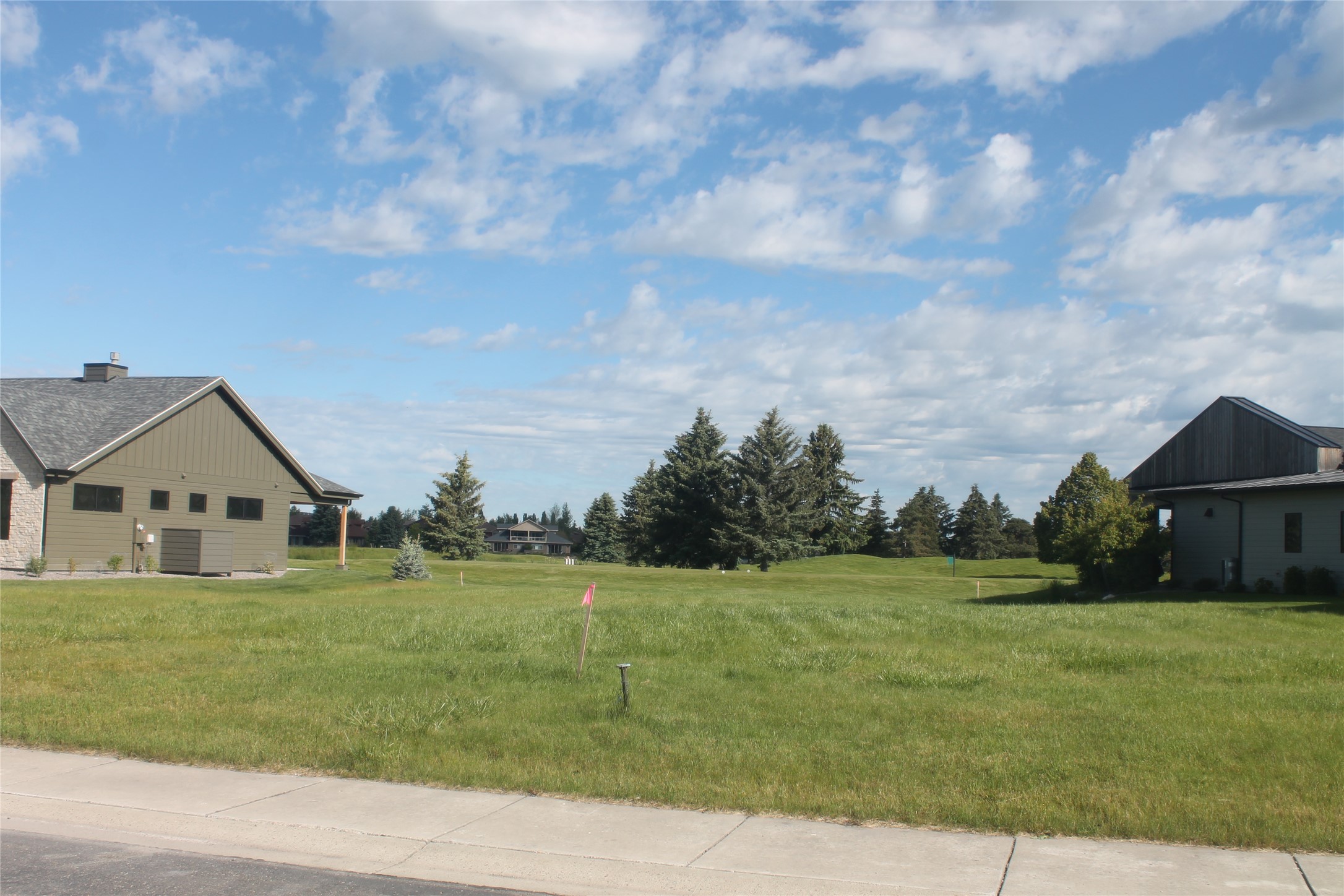 21 Lake Pointe Court