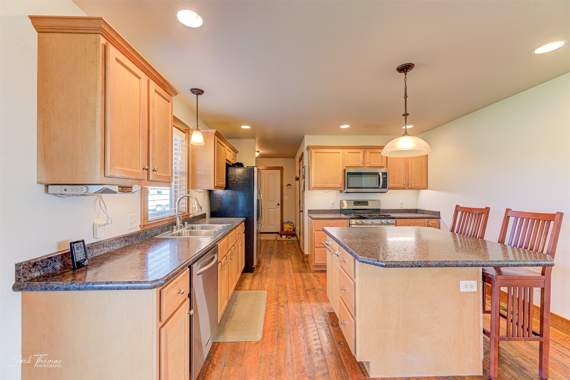 Helena, Montana 59602, United States, 3 Bedrooms Bedrooms, ,2 BathroomsBathrooms,Residential,Pending,41143