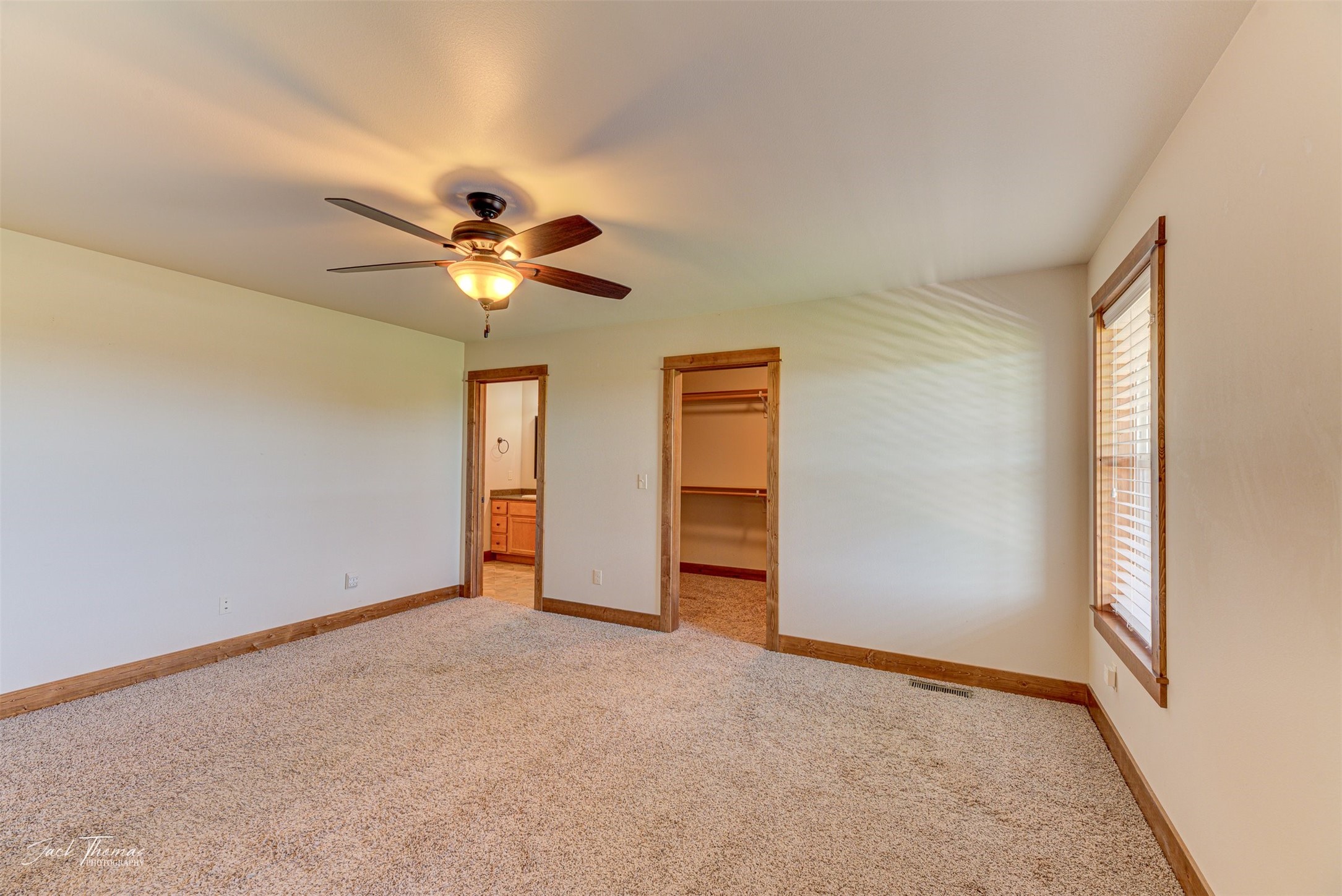 Helena, Montana 59602, United States, 3 Bedrooms Bedrooms, ,2 BathroomsBathrooms,Residential,Pending,41143