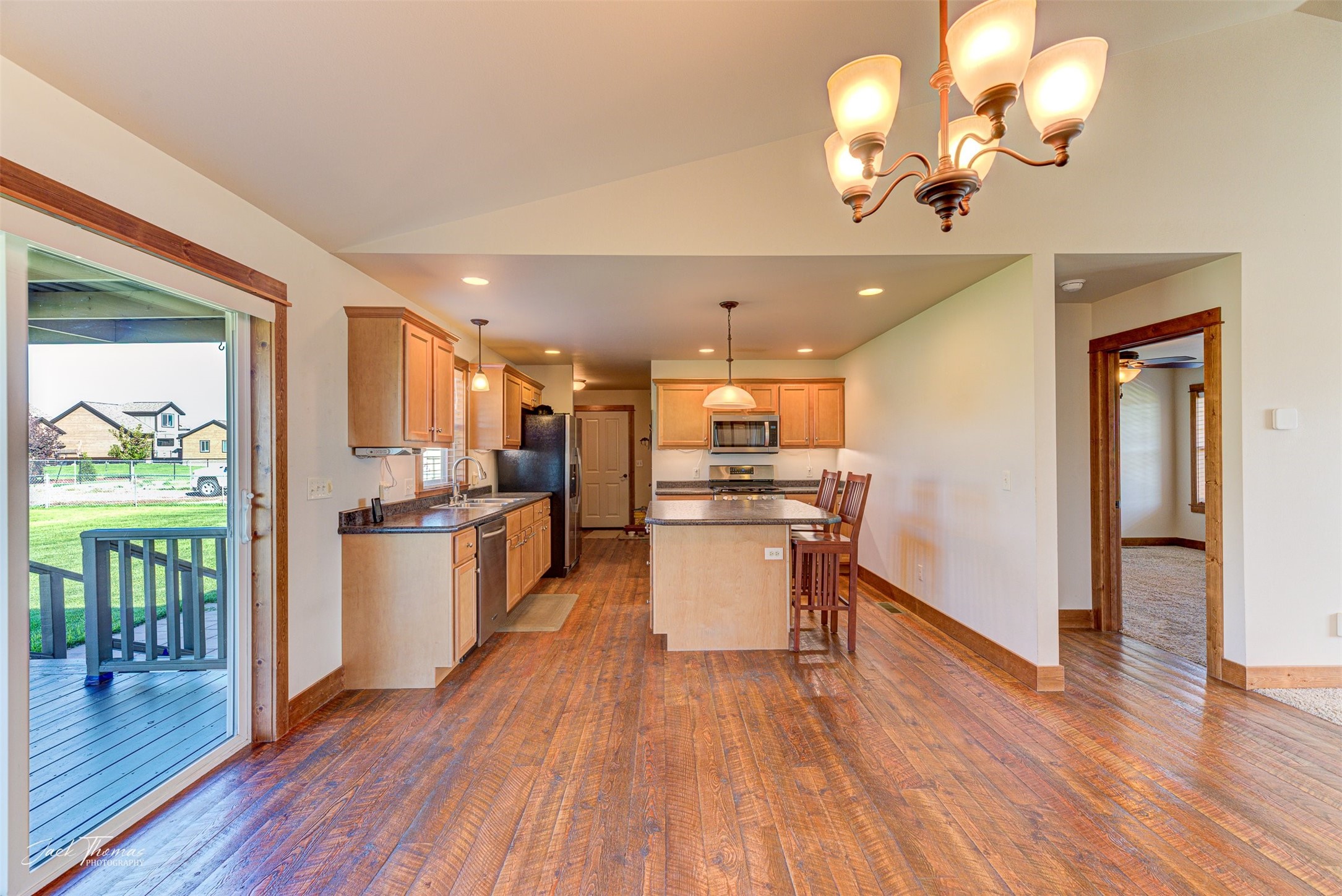 Helena, Montana 59602, United States, 3 Bedrooms Bedrooms, ,2 BathroomsBathrooms,Residential,Pending,41143