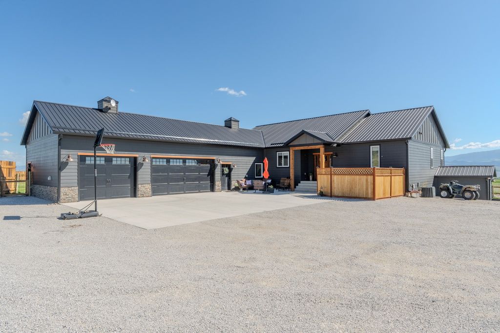 Photo of 51 Whitehorse Road, Townsend, MT 59644 (MLS # 30069505)